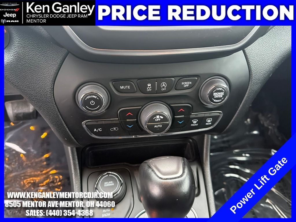 2023 Jeep Cherokee Altitude Lux 4x4