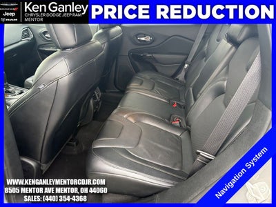 2023 Jeep Cherokee Altitude Lux 4x4