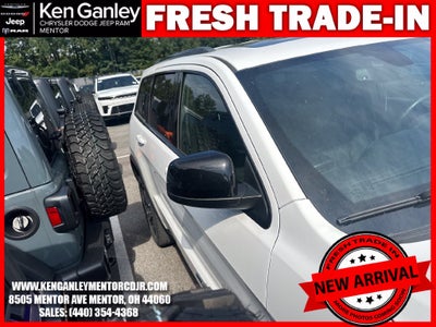 2019 Jeep Grand Cherokee Laredo