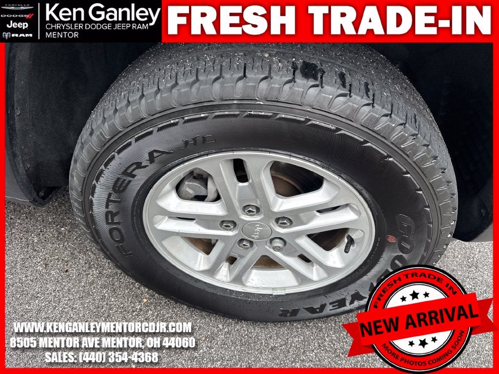 2023 Jeep Grand Cherokee Laredo 4x4