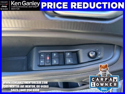 2023 Jeep Grand Cherokee Laredo 4x4