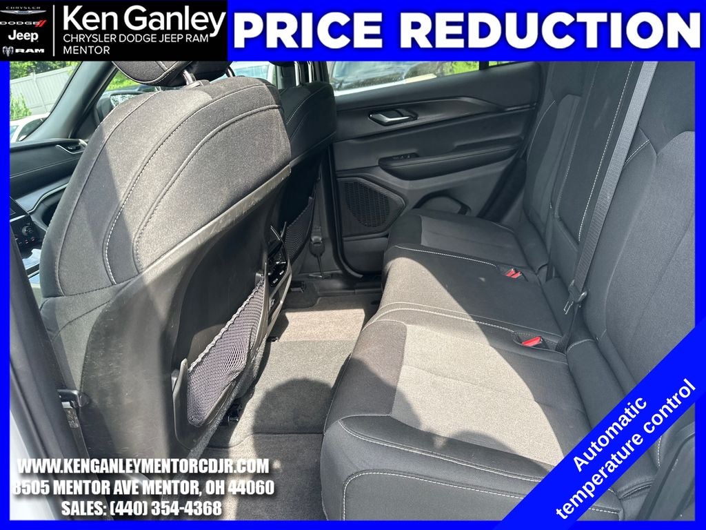 2025 Jeep Grand Cherokee Laredo 4x4