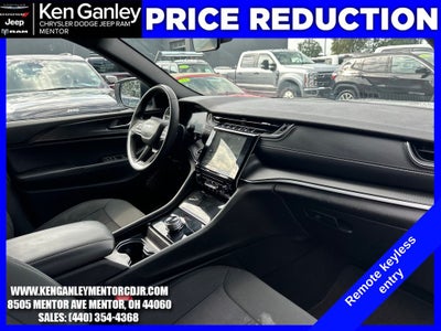 2025 Jeep Grand Cherokee Laredo 4x4
