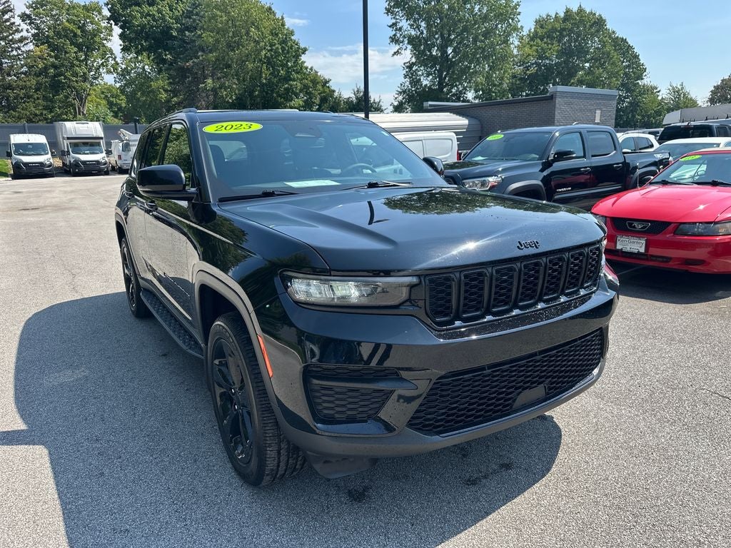 2023 Jeep Grand Cherokee Altitude 4x4