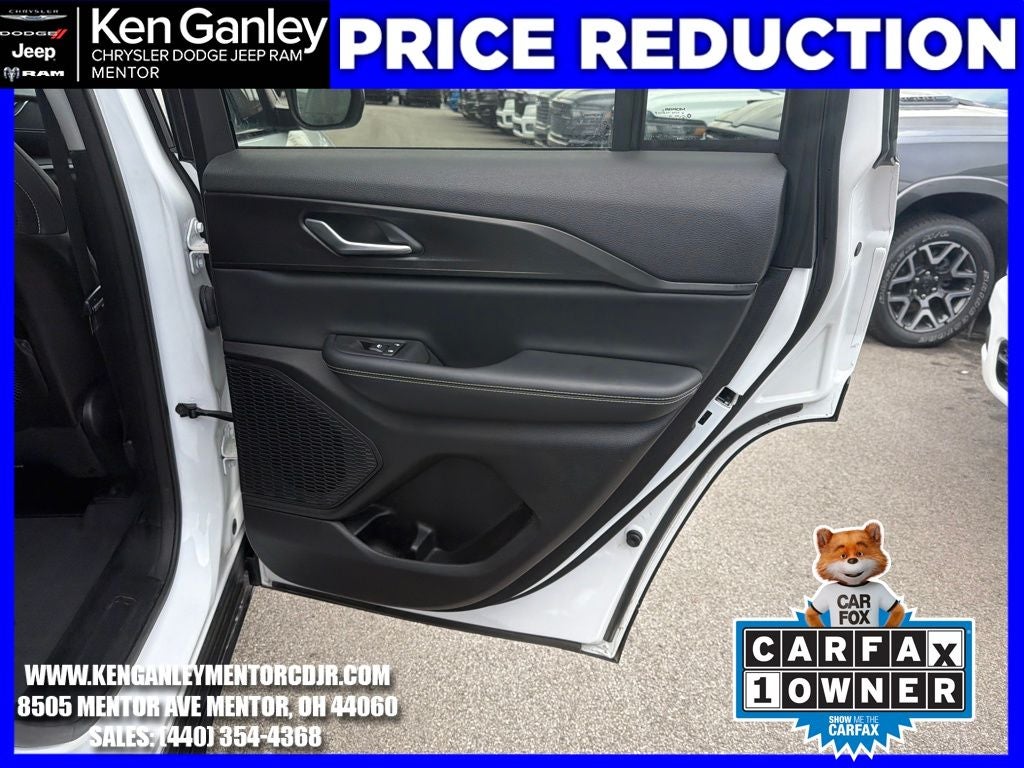 2023 Jeep Grand Cherokee Laredo 4x4