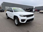 2023 Jeep Grand Cherokee Laredo 4x4