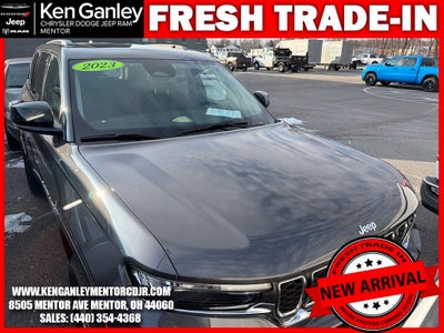 2023 Jeep Grand Cherokee Laredo 4x4