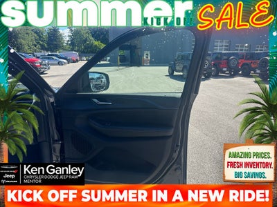 2026 Jeep Grand Cherokee GRAND CHEROKEE LAREDO X 4X4
