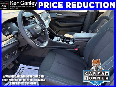 2023 Jeep Grand Cherokee Laredo 4x4