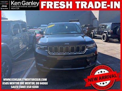 2023 Jeep Grand Cherokee Laredo 4x4