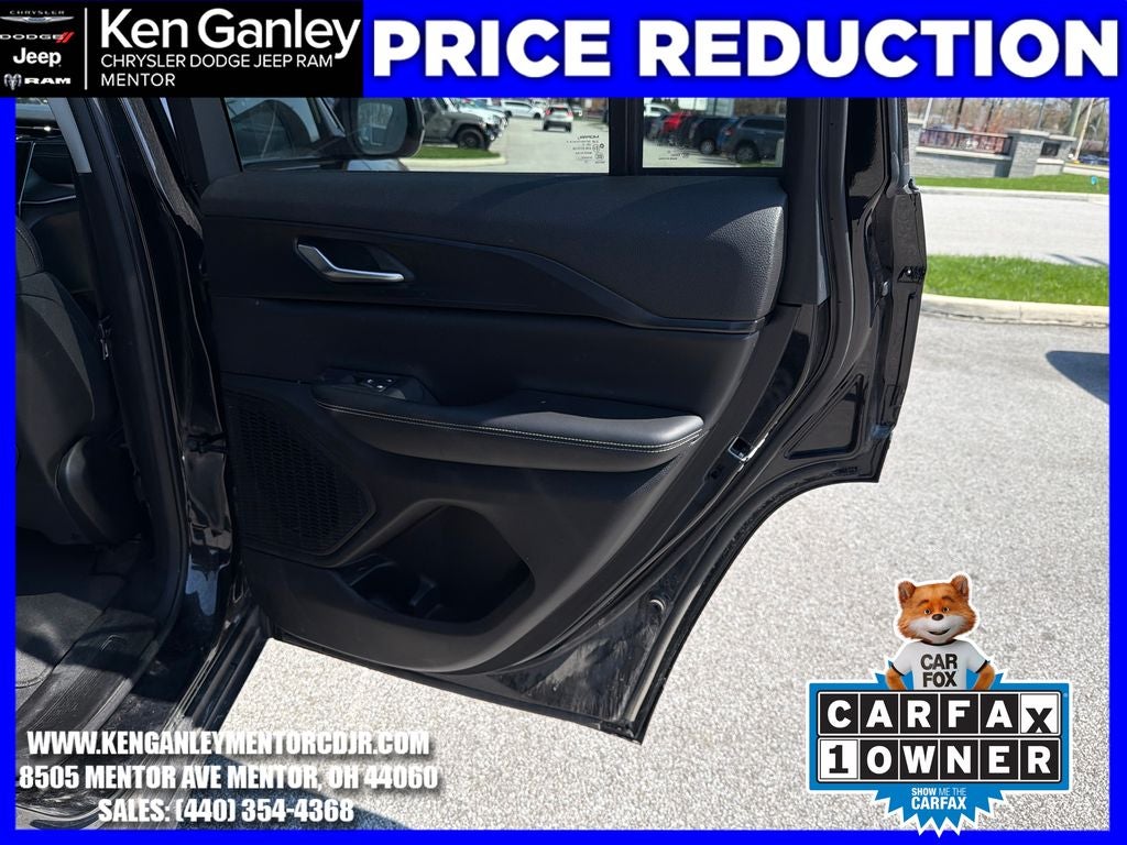 2023 Jeep Grand Cherokee Laredo 4x4