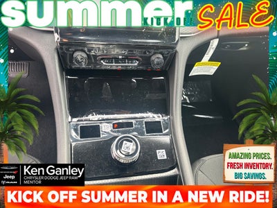 2026 Jeep Grand Cherokee GRAND CHEROKEE LAREDO X 4X4