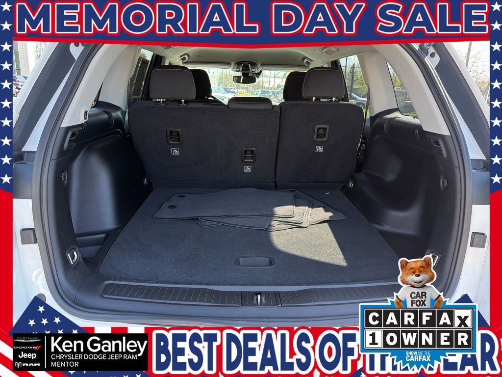 2023 Jeep Grand Cherokee Laredo 4x4