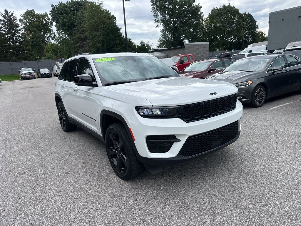 2023 Jeep Grand Cherokee Altitude 4x4