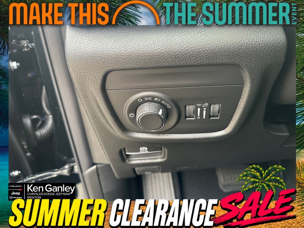 2026 Jeep Grand Cherokee GRAND CHEROKEE LAREDO ALTITUDE 4X4