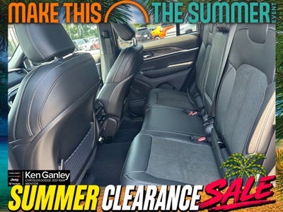 2026 Jeep Grand Cherokee GRAND CHEROKEE LAREDO ALTITUDE 4X4