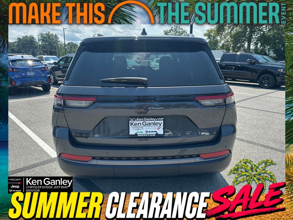 2026 Jeep Grand Cherokee GRAND CHEROKEE LAREDO ALTITUDE 4X4