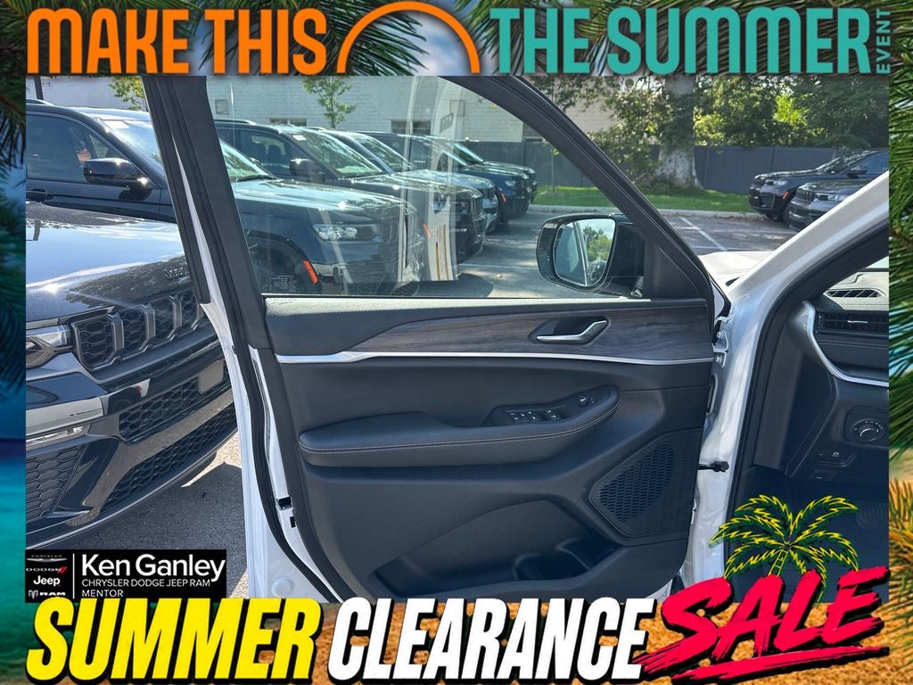 2026 Jeep Grand Cherokee GRAND CHEROKEE LAREDO ALTITUDE 4X4
