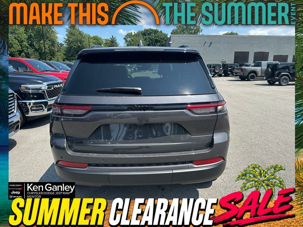 2026 Jeep Grand Cherokee GRAND CHEROKEE LAREDO ALTITUDE 4X4