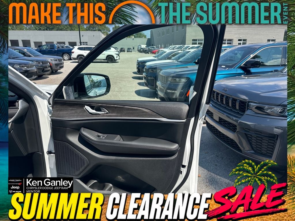 2026 Jeep Grand Cherokee GRAND CHEROKEE LAREDO ALTITUDE 4X4