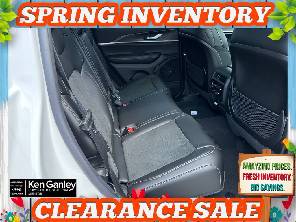 2026 Jeep Grand Cherokee GRAND CHEROKEE LAREDO ALTITUDE 4X4