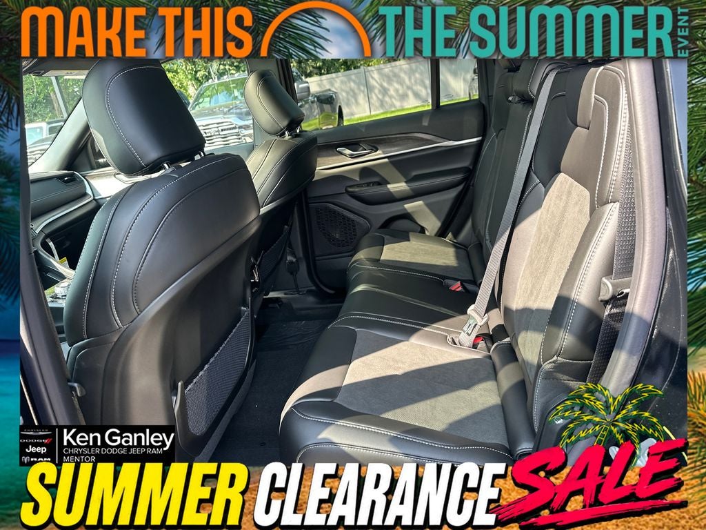 2026 Jeep Grand Cherokee GRAND CHEROKEE LAREDO ALTITUDE 4X4