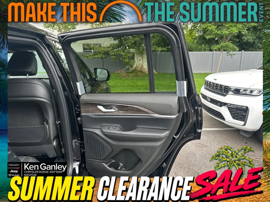 2026 Jeep Grand Cherokee GRAND CHEROKEE LAREDO ALTITUDE 4X4