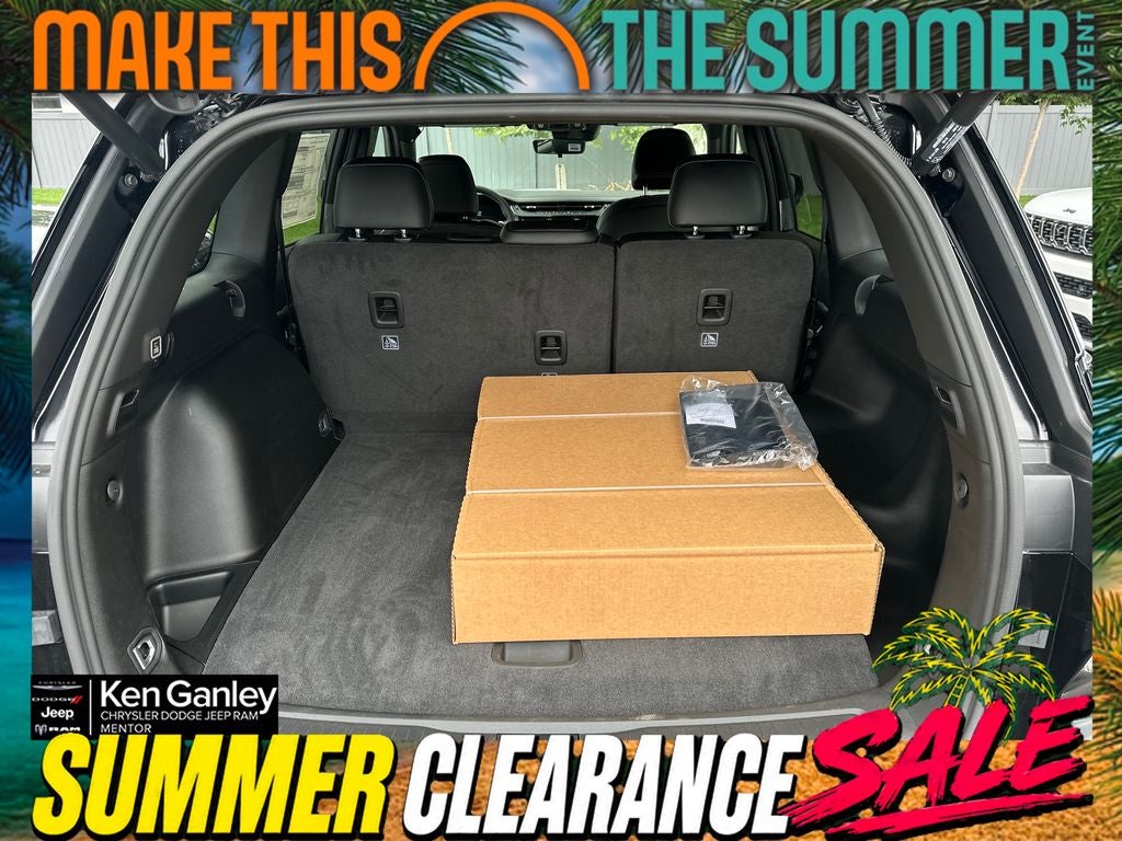 2026 Jeep Grand Cherokee GRAND CHEROKEE LAREDO ALTITUDE 4X4