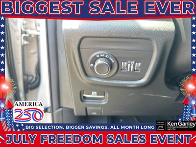 2026 Jeep Grand Cherokee GRAND CHEROKEE LAREDO ALTITUDE 4X4