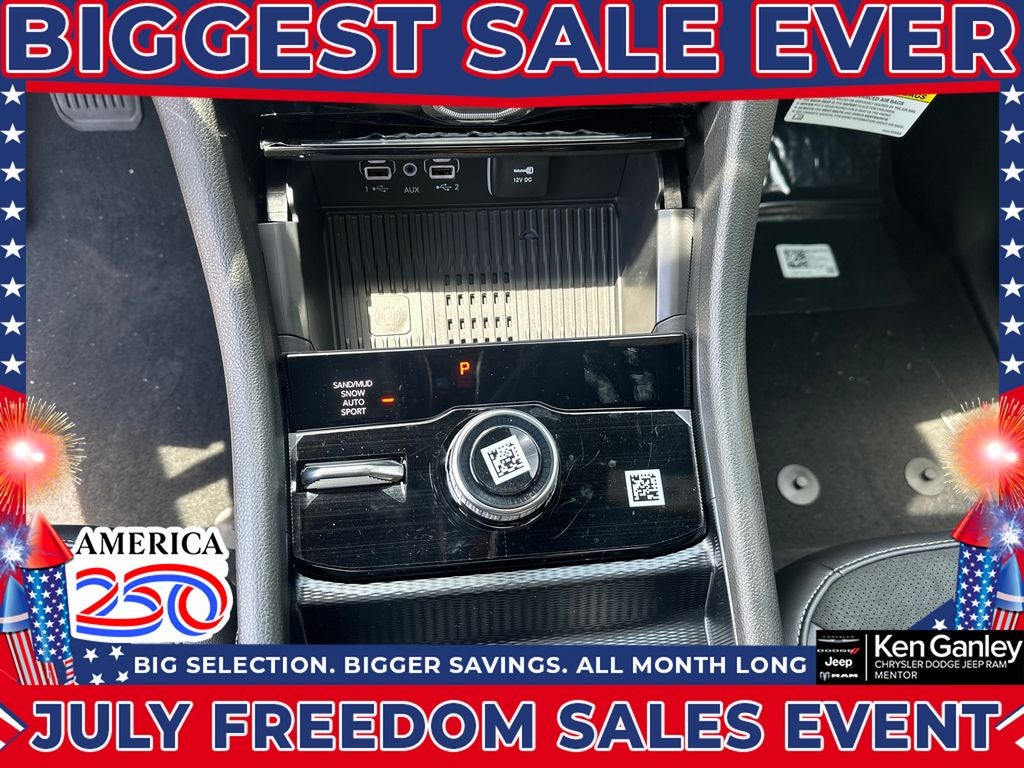 2026 Jeep Grand Cherokee GRAND CHEROKEE LAREDO ALTITUDE 4X4