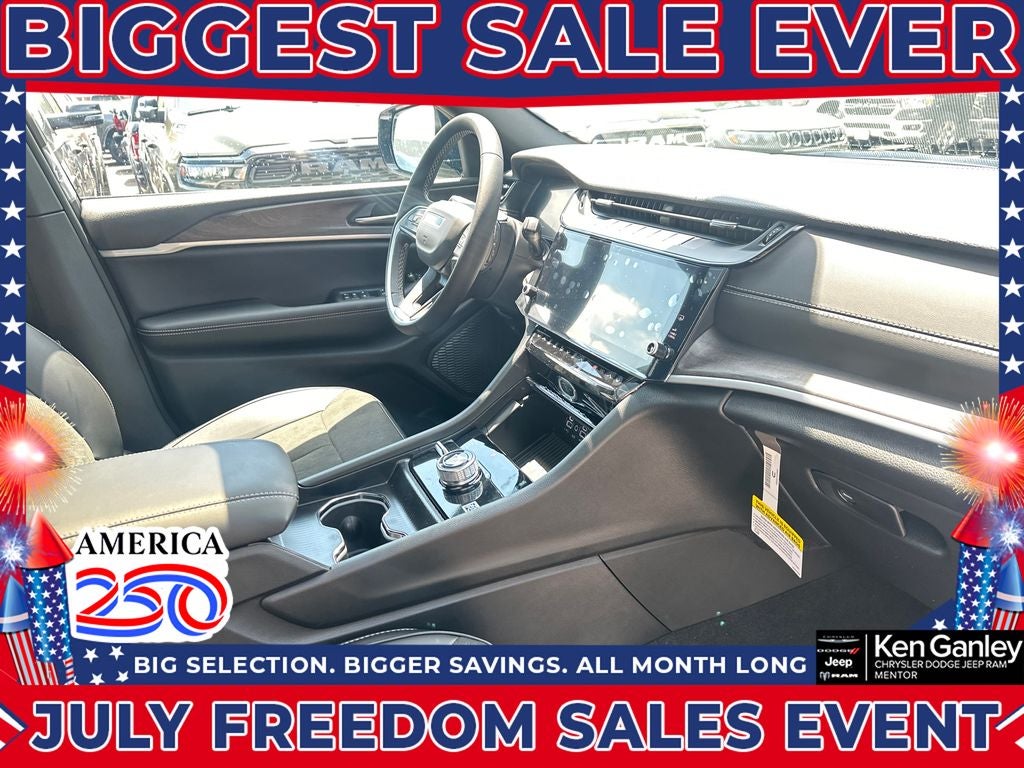 2026 Jeep Grand Cherokee GRAND CHEROKEE LAREDO ALTITUDE 4X4