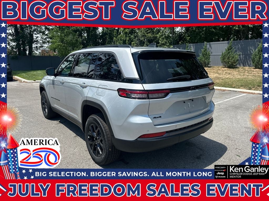 2026 Jeep Grand Cherokee GRAND CHEROKEE LAREDO ALTITUDE 4X4