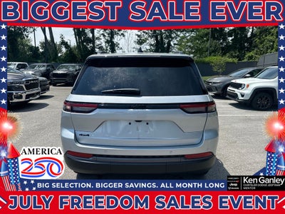 2026 Jeep Grand Cherokee GRAND CHEROKEE LAREDO ALTITUDE 4X4