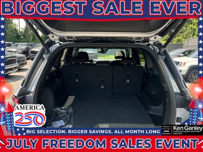 2026 Jeep Grand Cherokee GRAND CHEROKEE LAREDO ALTITUDE 4X4