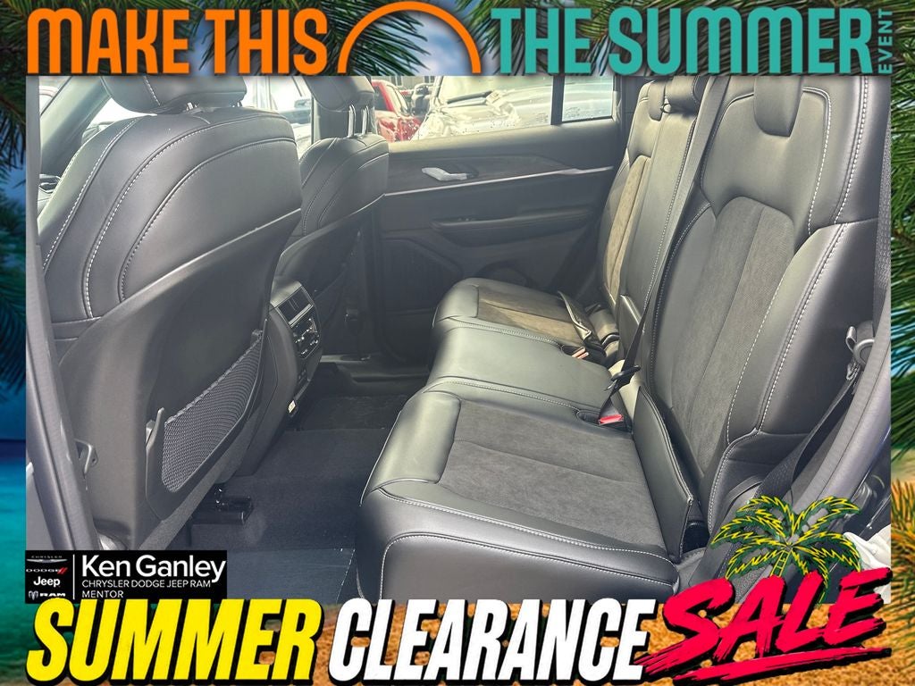2026 Jeep Grand Cherokee GRAND CHEROKEE LAREDO ALTITUDE 4X4