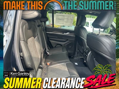 2026 Jeep Grand Cherokee GRAND CHEROKEE LAREDO ALTITUDE 4X4