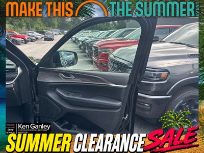 2026 Jeep Grand Cherokee GRAND CHEROKEE LAREDO ALTITUDE 4X4