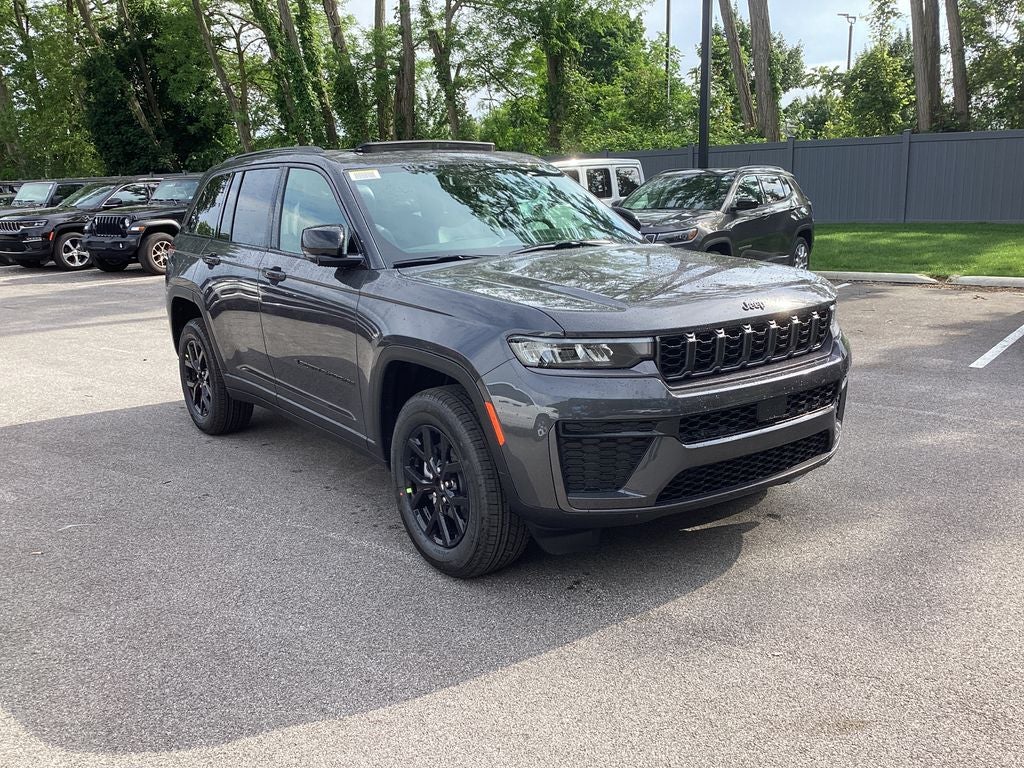 2026 Jeep Grand Cherokee GRAND CHEROKEE LAREDO ALTITUDE 4X4