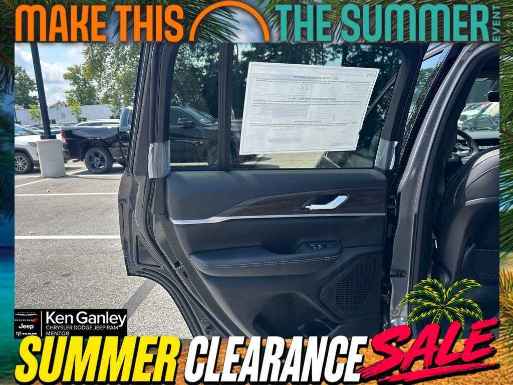 2026 Jeep Grand Cherokee GRAND CHEROKEE LAREDO ALTITUDE 4X4