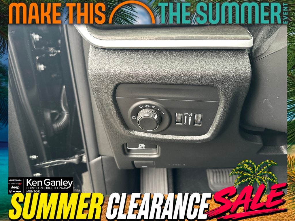 2026 Jeep Grand Cherokee GRAND CHEROKEE LAREDO ALTITUDE 4X4