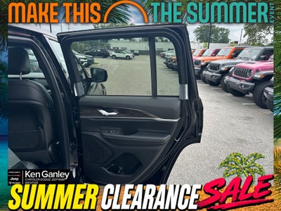 2026 Jeep Grand Cherokee GRAND CHEROKEE LAREDO ALTITUDE 4X4