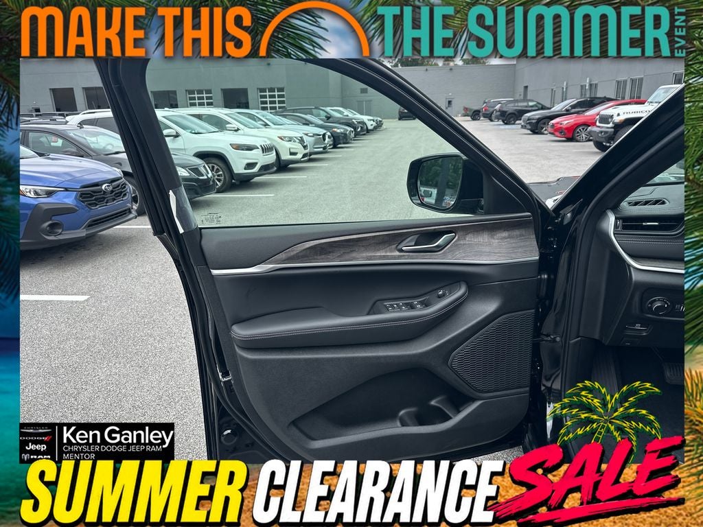 2026 Jeep Grand Cherokee GRAND CHEROKEE LAREDO ALTITUDE 4X4