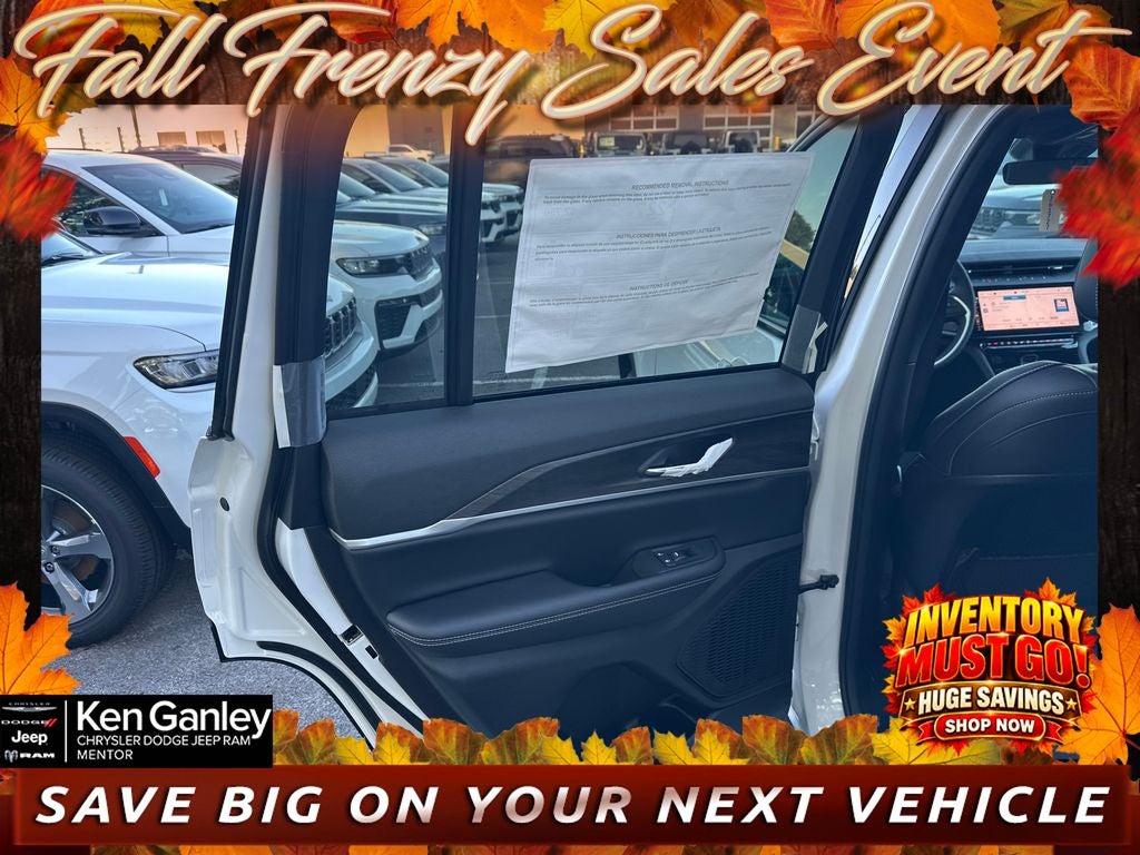 2026 Jeep Grand Cherokee GRAND CHEROKEE LAREDO ALTITUDE 4X4