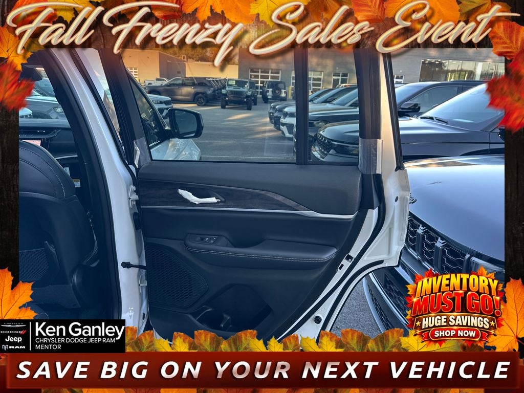 2026 Jeep Grand Cherokee GRAND CHEROKEE LAREDO ALTITUDE 4X4