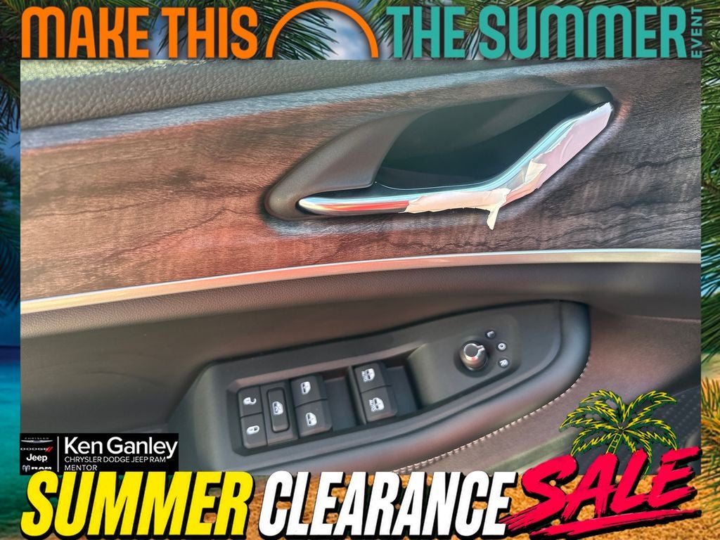 2026 Jeep Grand Cherokee GRAND CHEROKEE LAREDO ALTITUDE 4X4