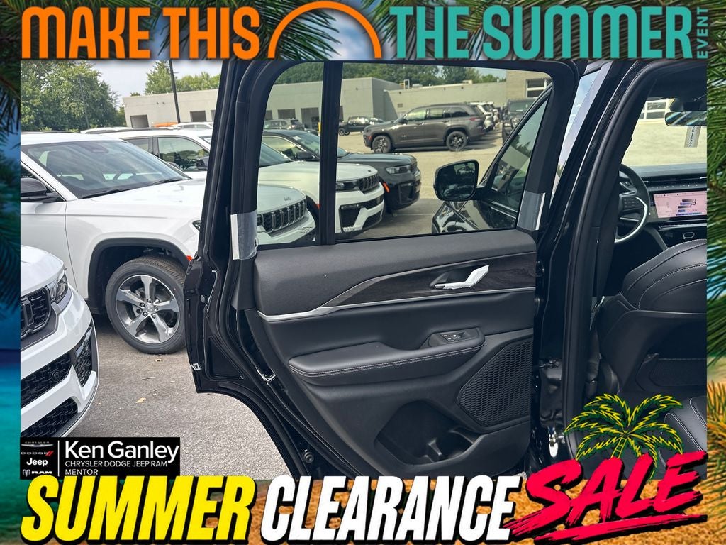2026 Jeep Grand Cherokee GRAND CHEROKEE LAREDO ALTITUDE 4X4