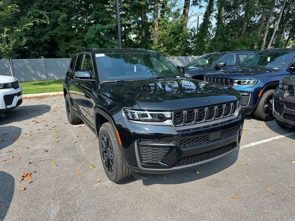 2026 Jeep Grand Cherokee GRAND CHEROKEE LAREDO ALTITUDE 4X4