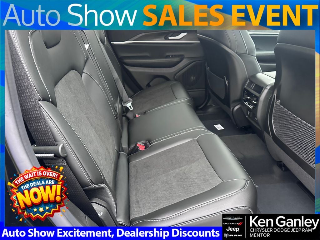 2026 Jeep Grand Cherokee GRAND CHEROKEE ALTITUDE 4X4