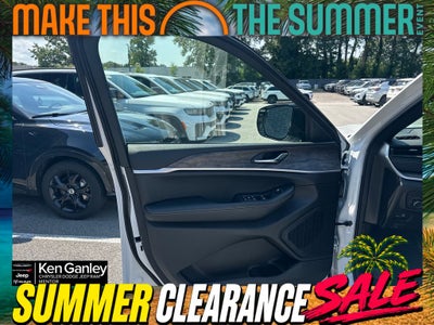 2026 Jeep Grand Cherokee GRAND CHEROKEE LAREDO ALTITUDE 4X4