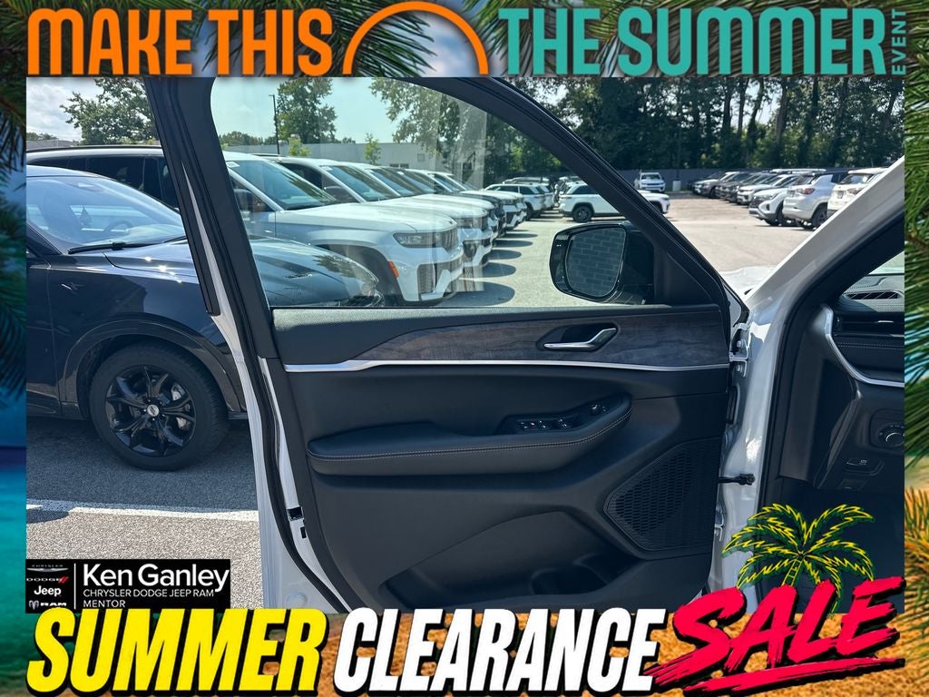 2026 Jeep Grand Cherokee GRAND CHEROKEE LAREDO ALTITUDE 4X4